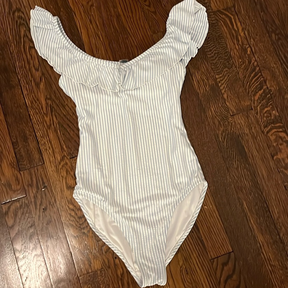 One piece seersucker, bathing suit, size extra small by Old Navy